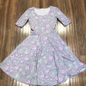 LuLaRoe Nicole dress size S